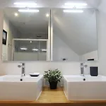 Σπίτι διακοπών Domaine De Charme Avec Jardin & Riviere