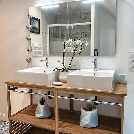 펜션 Au Fil De L'eau Le Vast