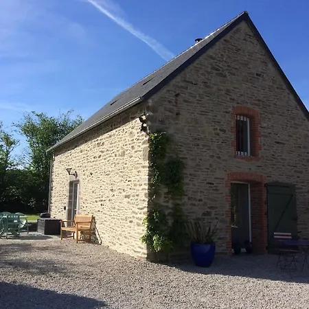 Domaine De Charme Avec Jardin & Riviere Le Vast