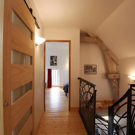 Au Fil De L'eau 펜션